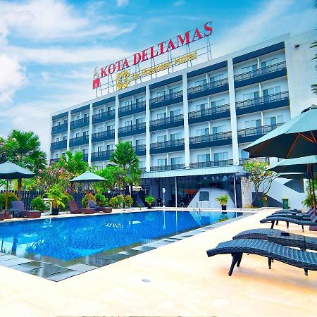 Le Premier Hotel Deltamas Cikarang Exteriér fotografie