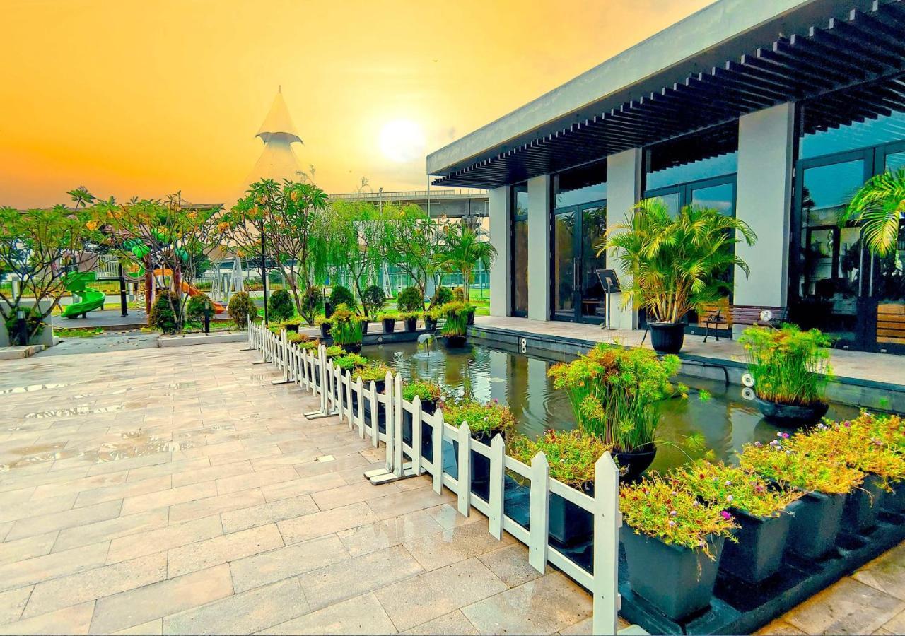 Le Premier Hotel Deltamas Cikarang Exteriér fotografie