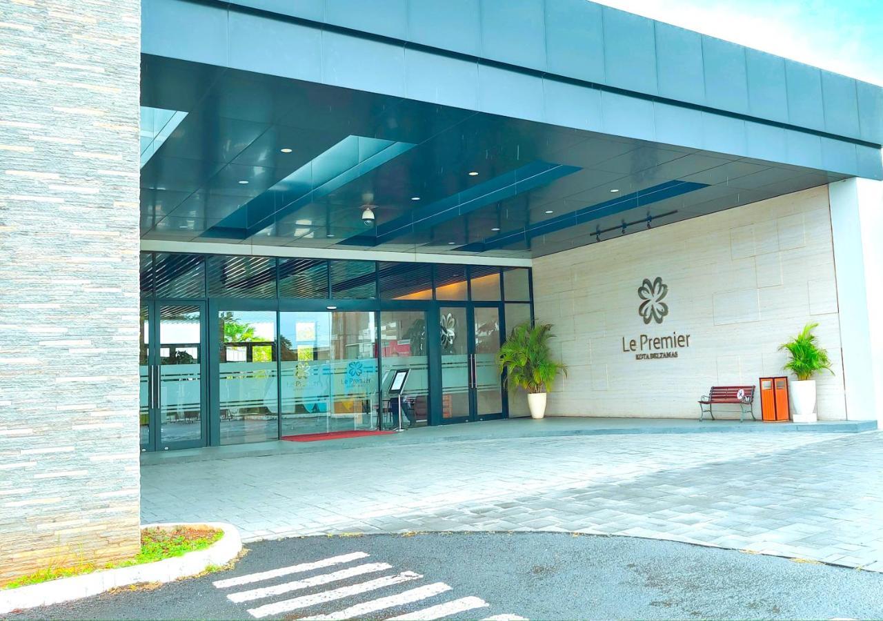 Le Premier Hotel Deltamas Cikarang Exteriér fotografie